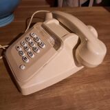 Phone year 80