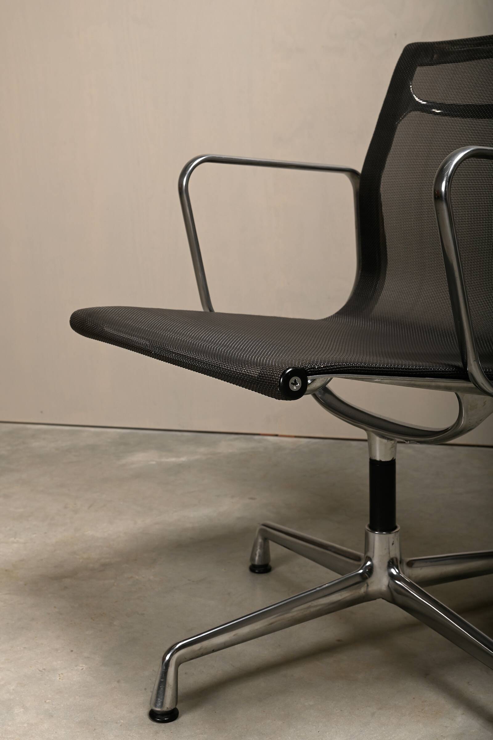 Multiple Eames Aluminum Group EA108 Dining Chairs Charcoal Netweave Mesh, Vitra