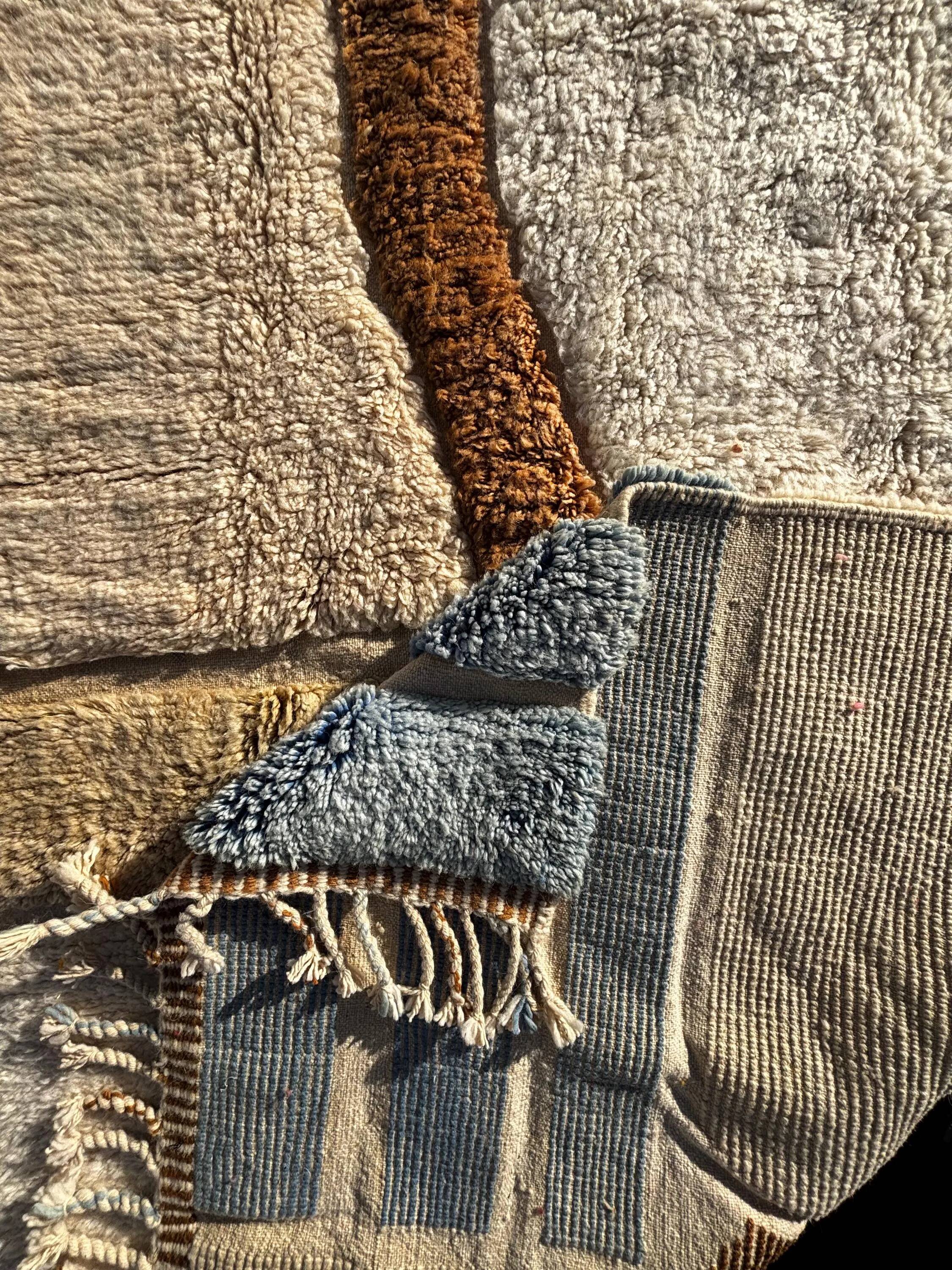 Large handmade Berber rug 2.5x1.5 m
