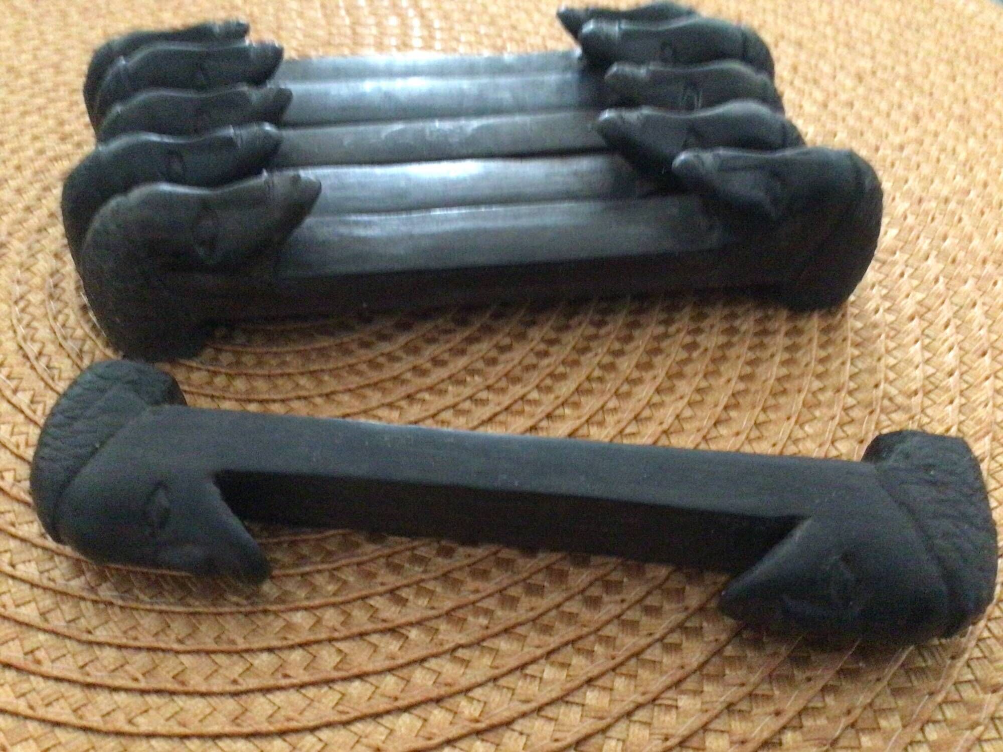 Ethnic knife holders