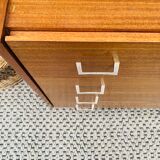 Vintage chest of drawers with 4 drawers