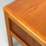 Bureau autoportant en teck avec porte et tiroirs, années 1970