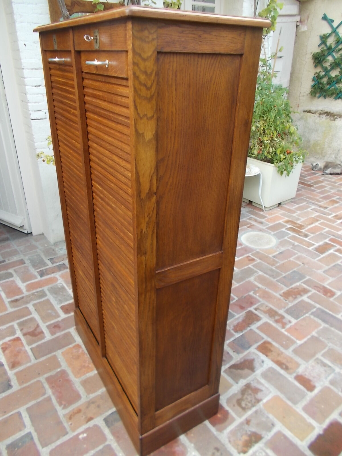 Meuble à rideaux Selency