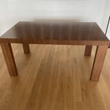 Extendable walnut table