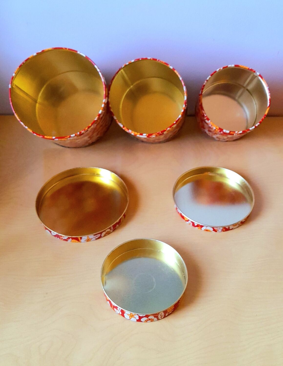 Set of 60s metal nesting boxes