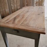 Farm table