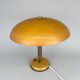 Lampe de table vintage Bauhaus en métal et bakélite