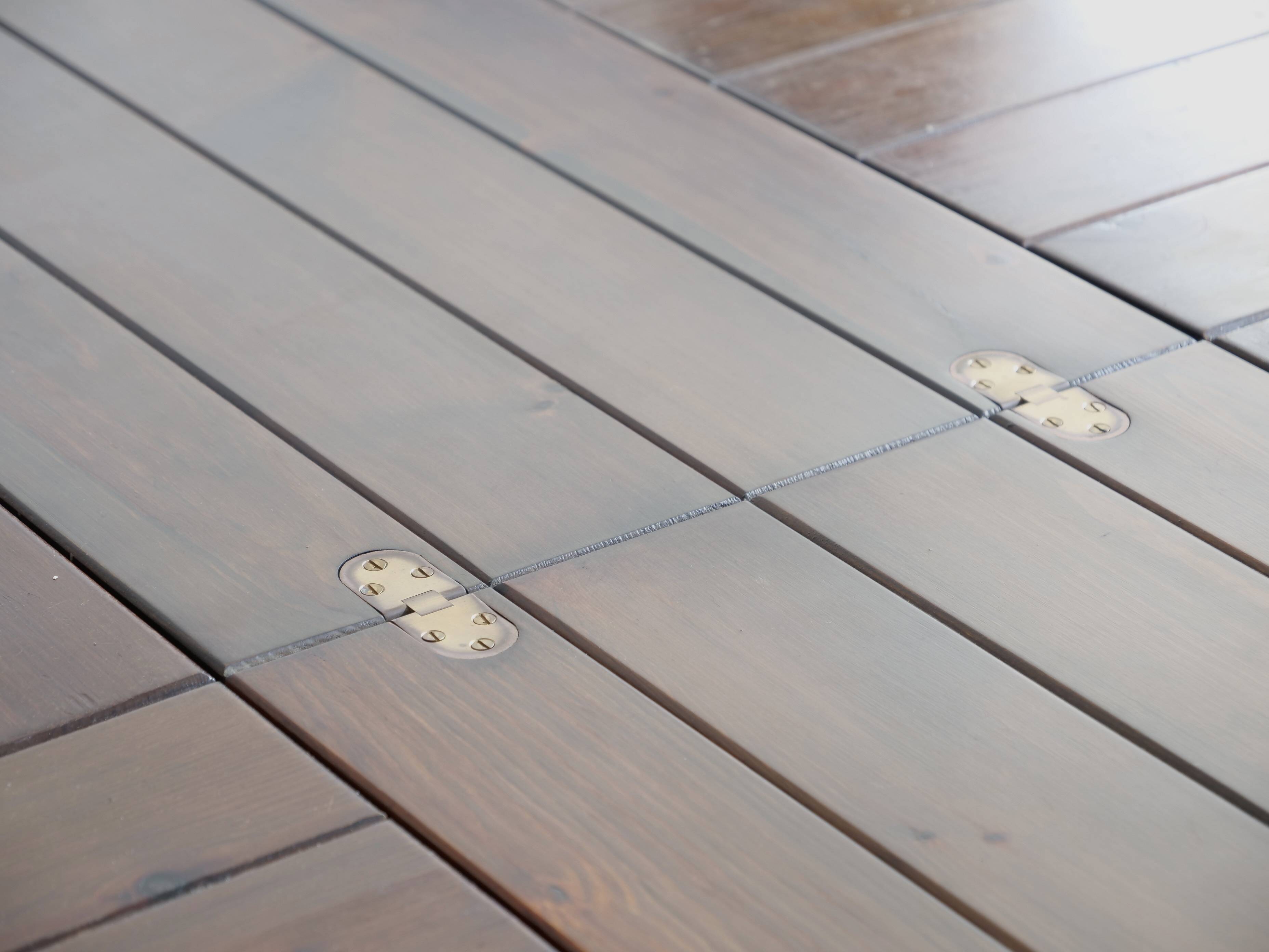 Silvio Coppola extendable table