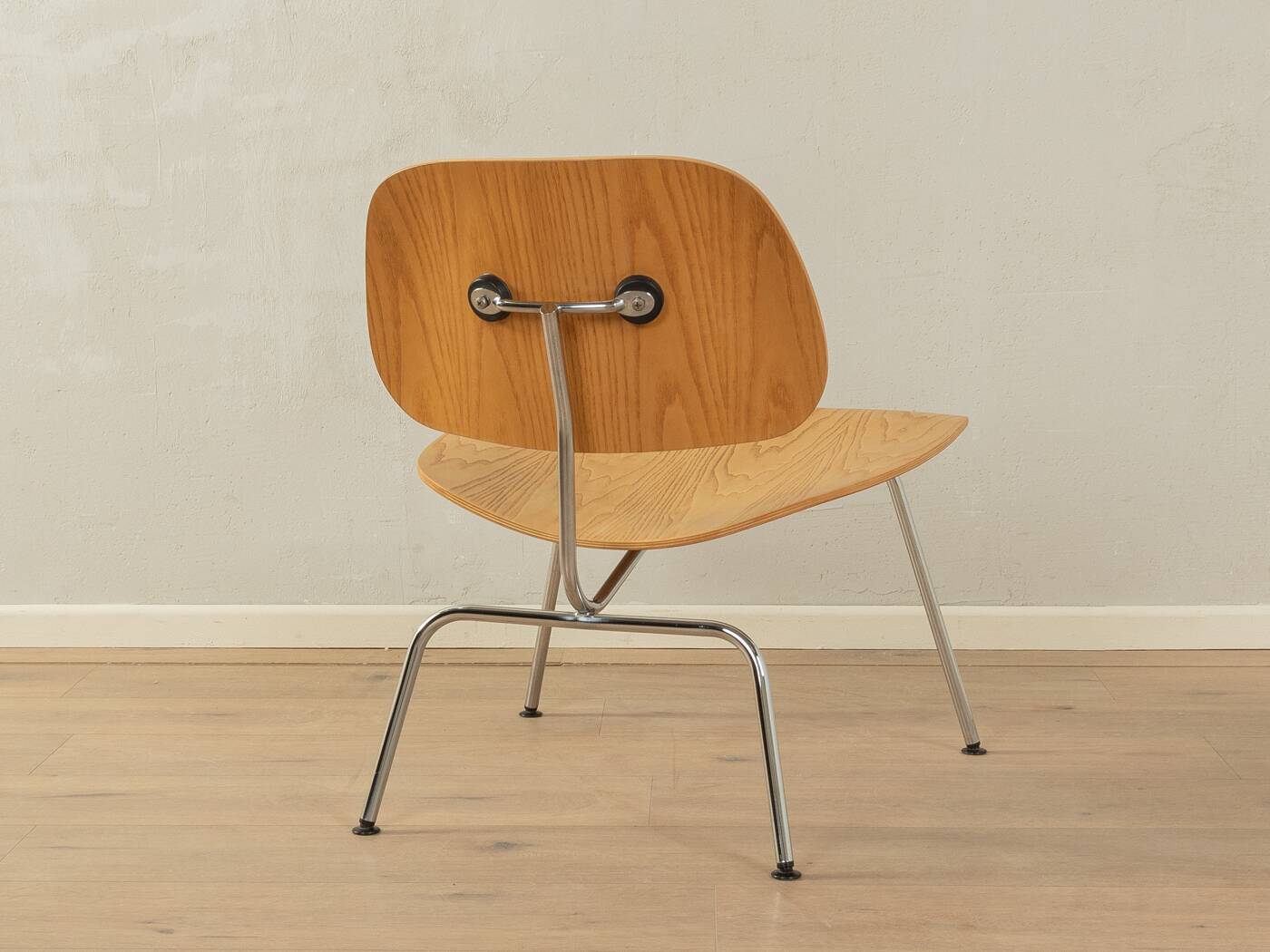 Plywood Group Lounge Chair, Charles & Ray Eames