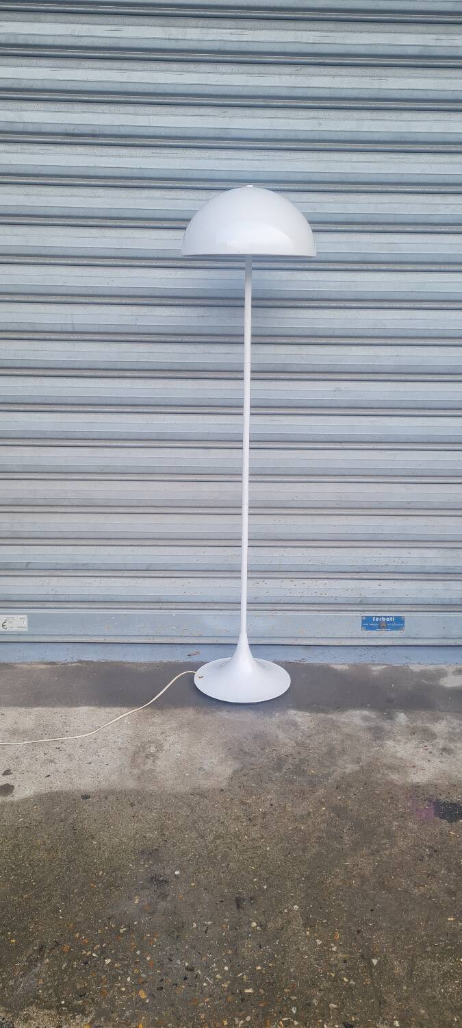 Lacquered metal floor lamp from the 80s