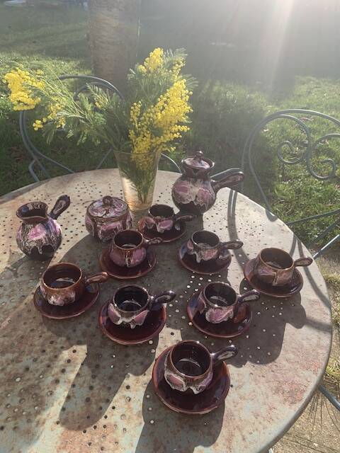Coffee or tea service in enameled ceramic by Marius Giuge, artisan potter in Vallauris,