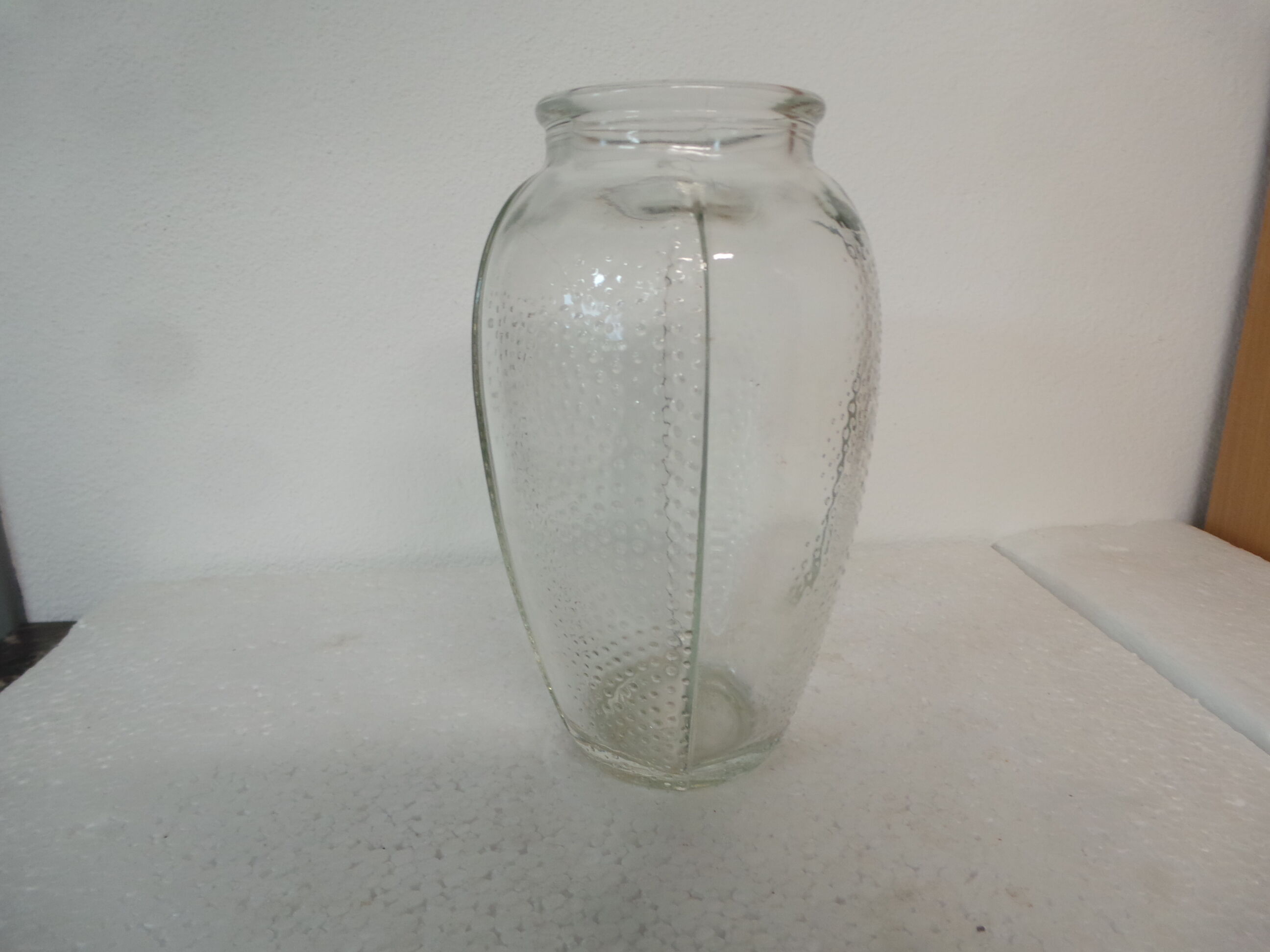 Glass vase raised dots