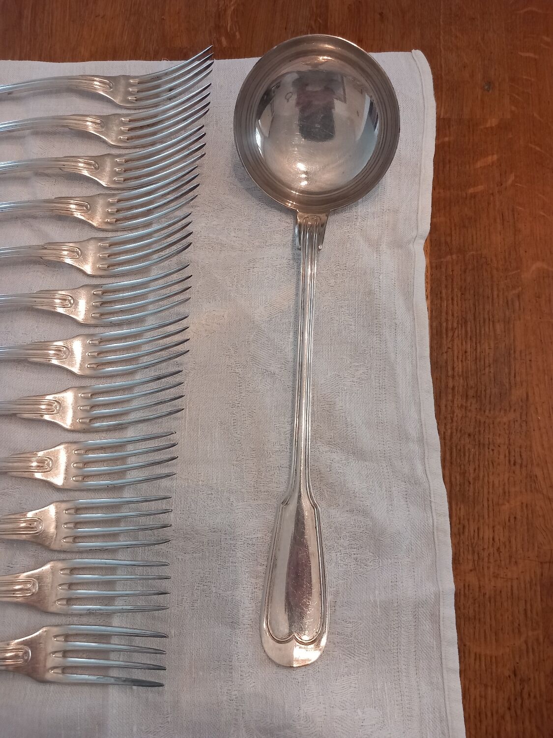 Cutlery set 37 pieces, silver metal