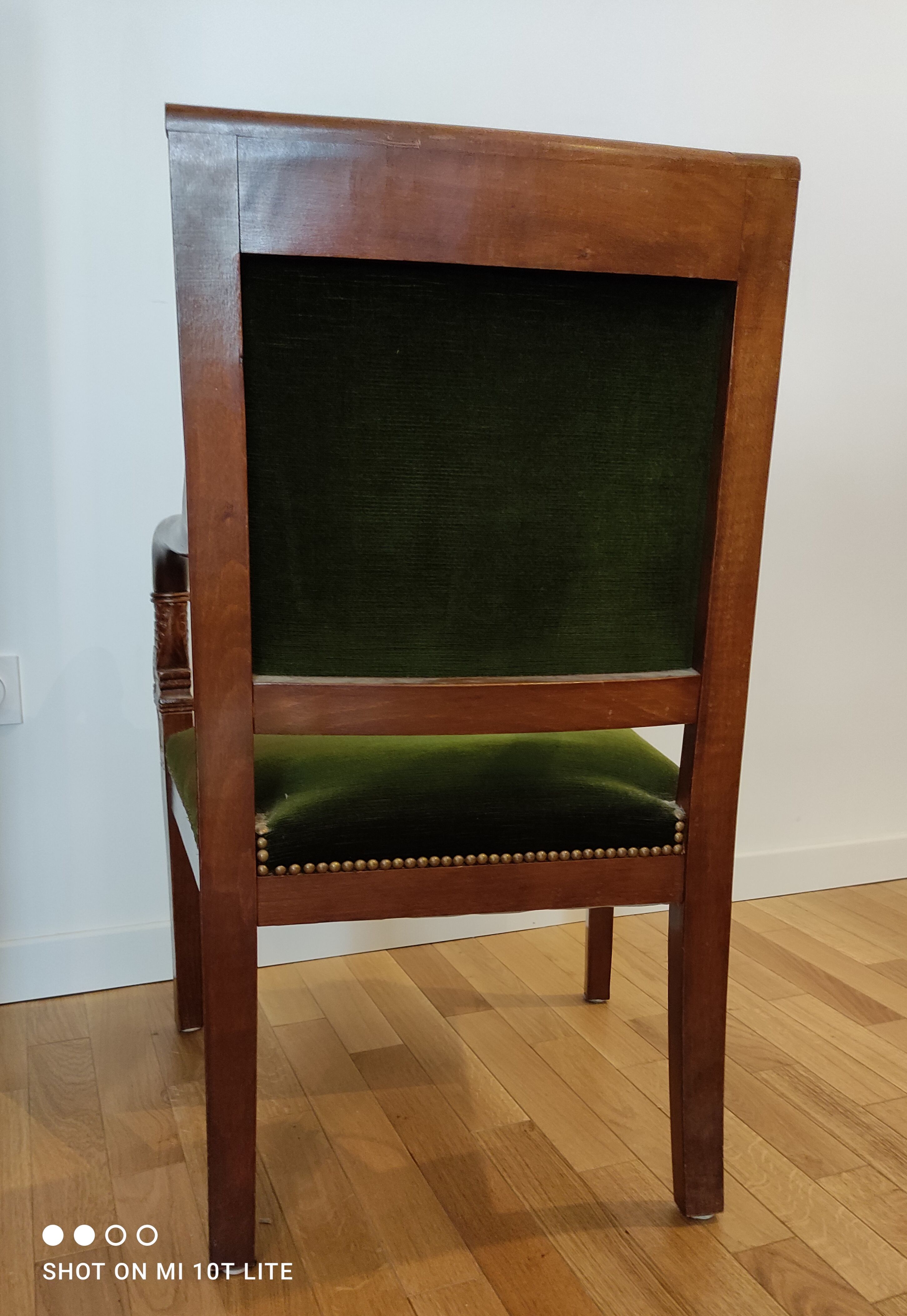 Empire chair in solid mahogany