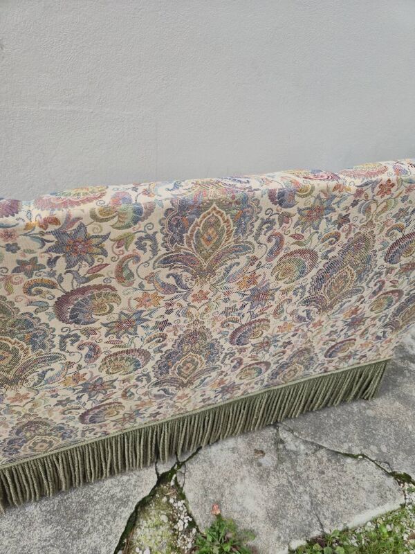 Canapé banquette aux décors florales style Louis Philippe d'époque nap