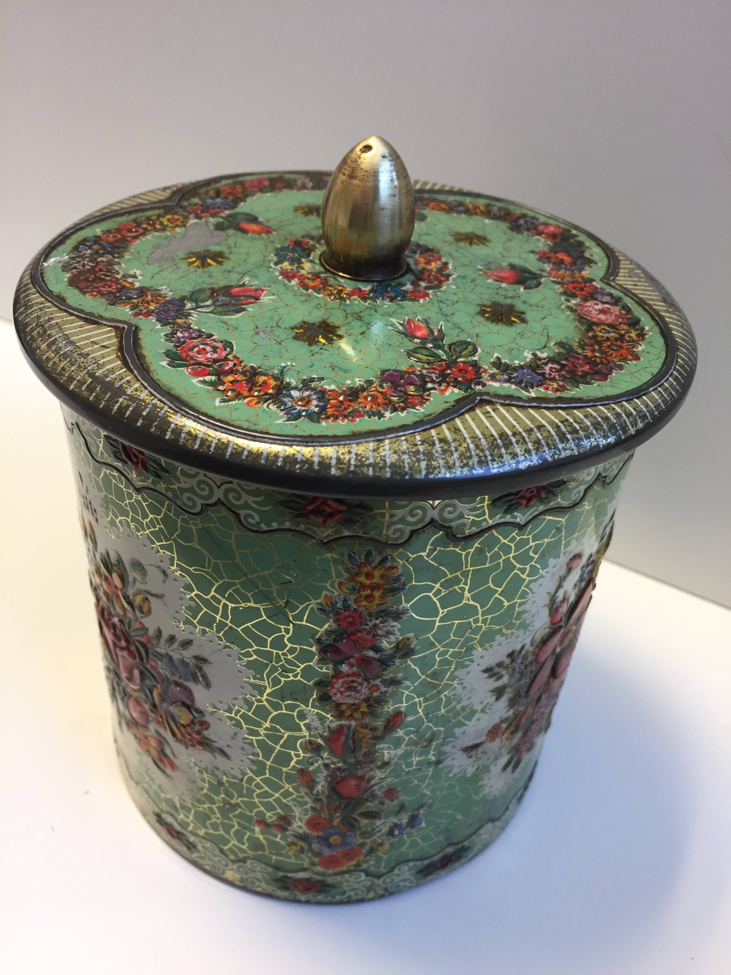 Vintage Tin Container Made in Holland 1950 Biscuit Box Candy Box