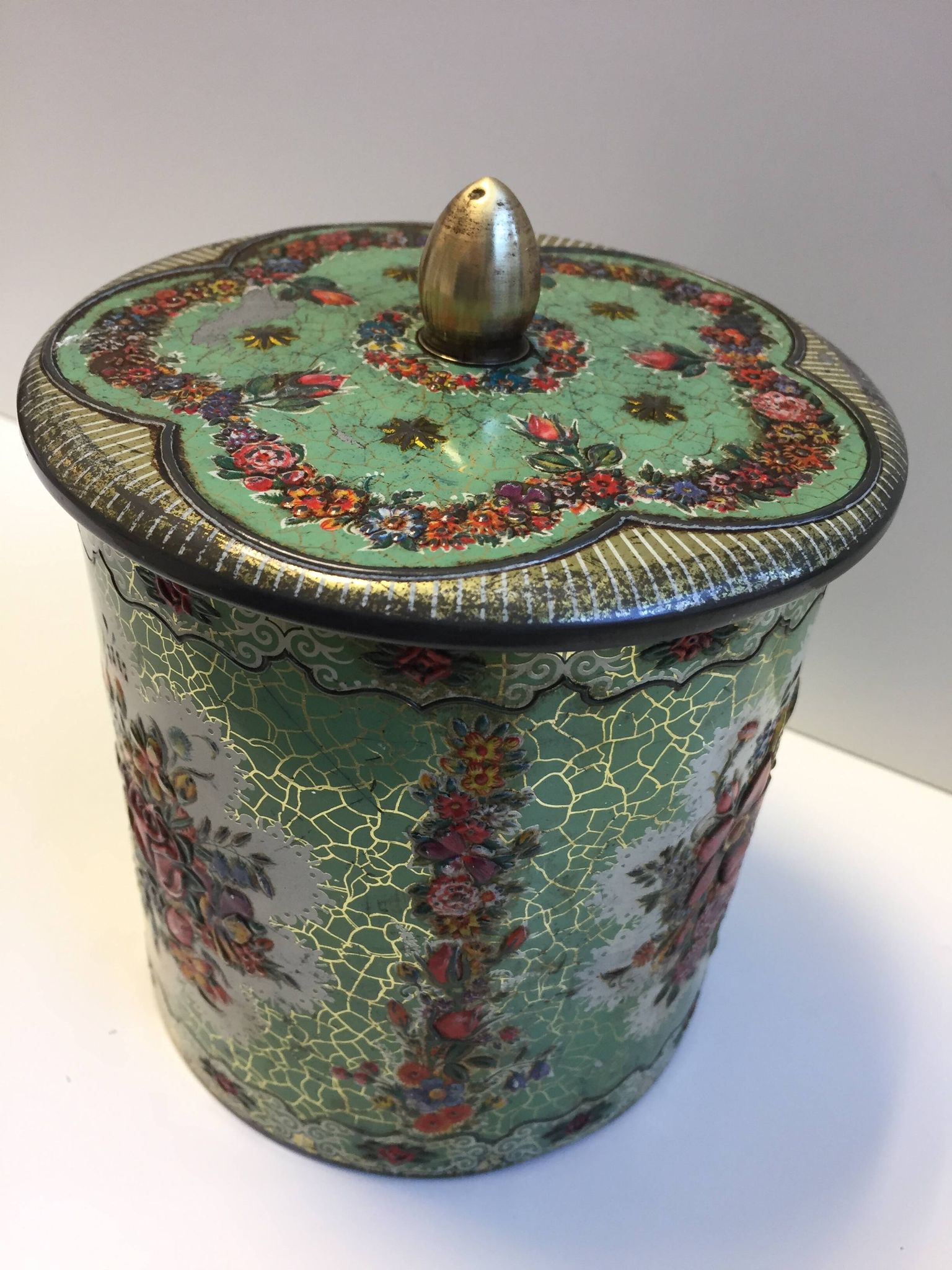 Vintage Tin Container Made in Holland 1950 Biscuit Box Candy Box