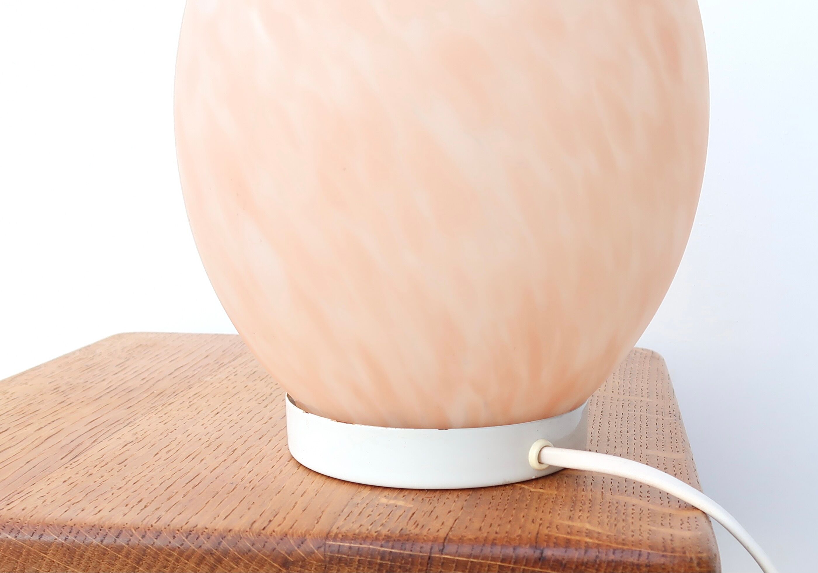 Pale pink opaque glass egg lamp, 60s