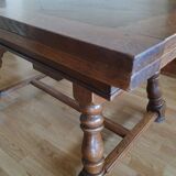 Oak extension table