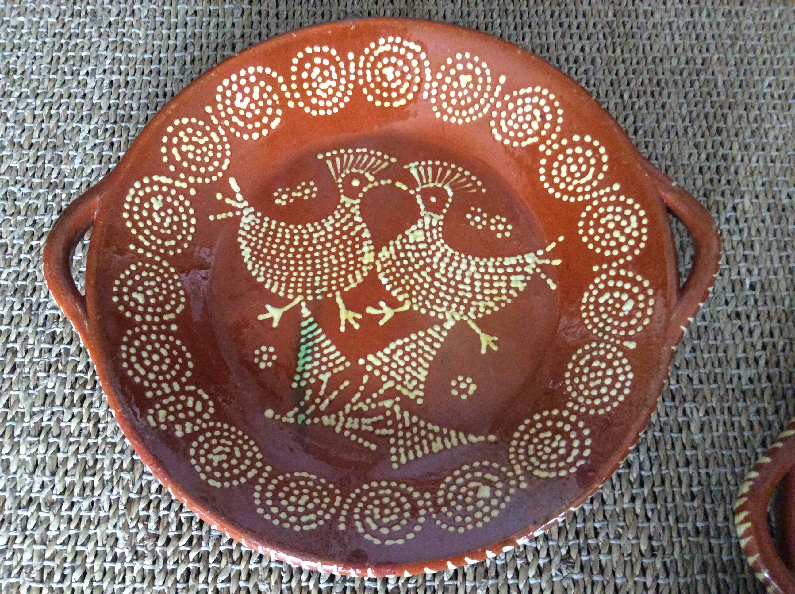 2 terracotta dishes
