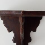 Paire d'étagères anciennes en bois sculpté