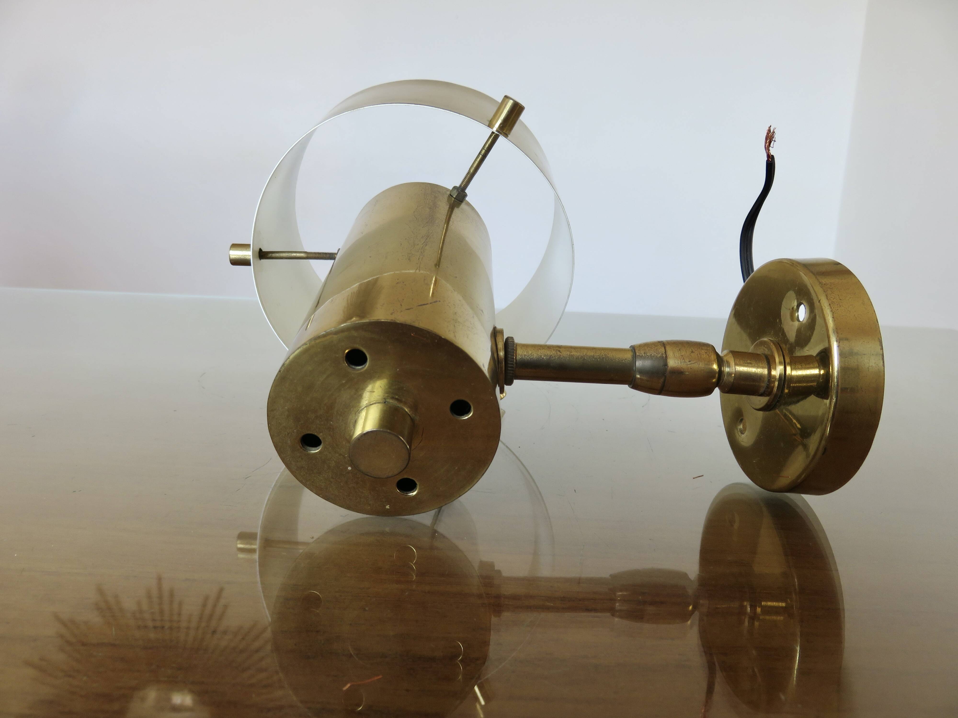 Jo Hammerborg wall lamp in brass, Denmark, 1970s.