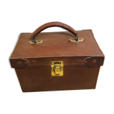 Petite boite en carton bouilli