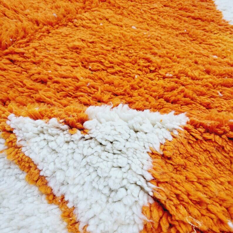 Beautiful handmade orange rug 200cm x 300cm