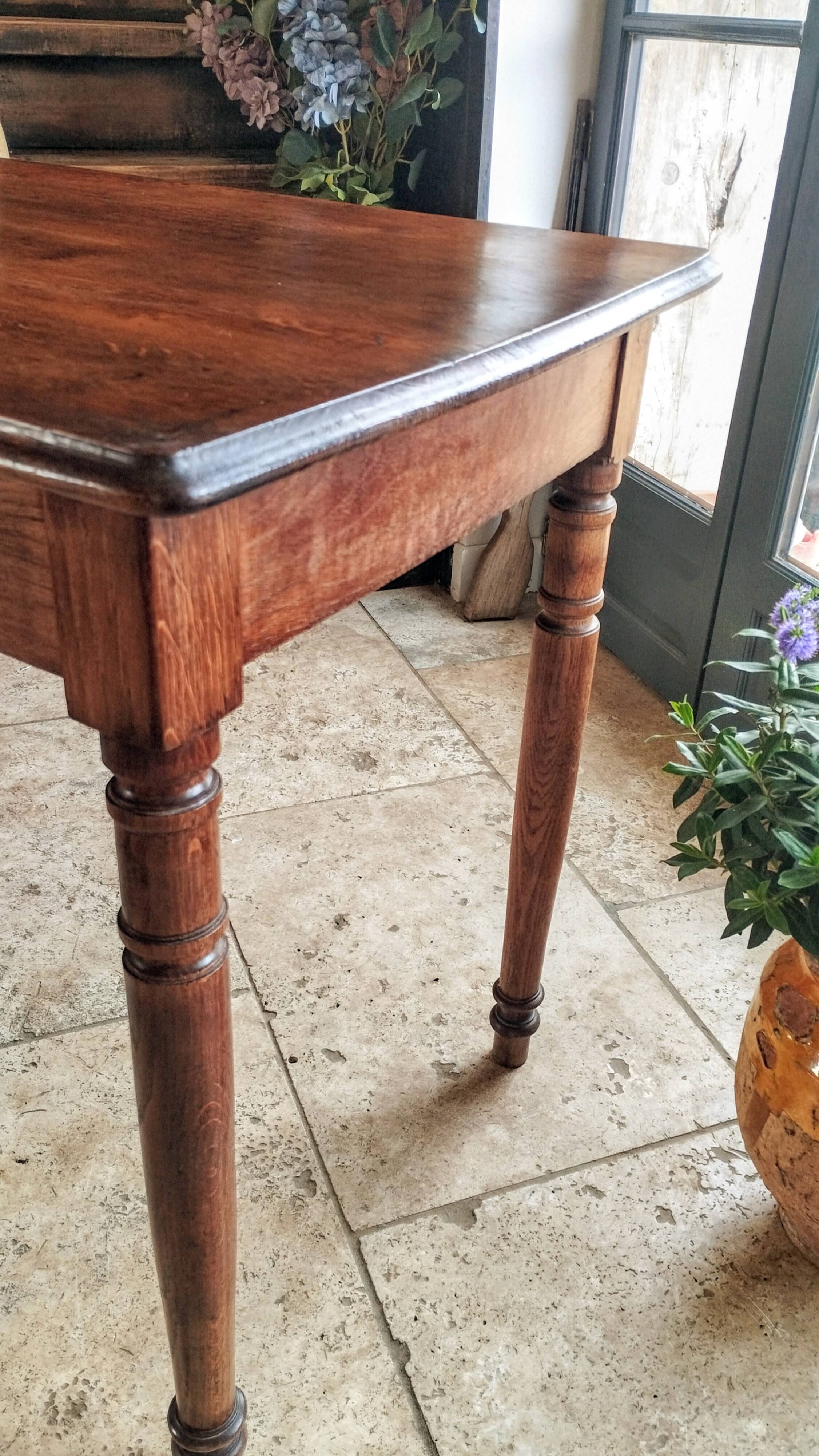 Early 20th century oak side table