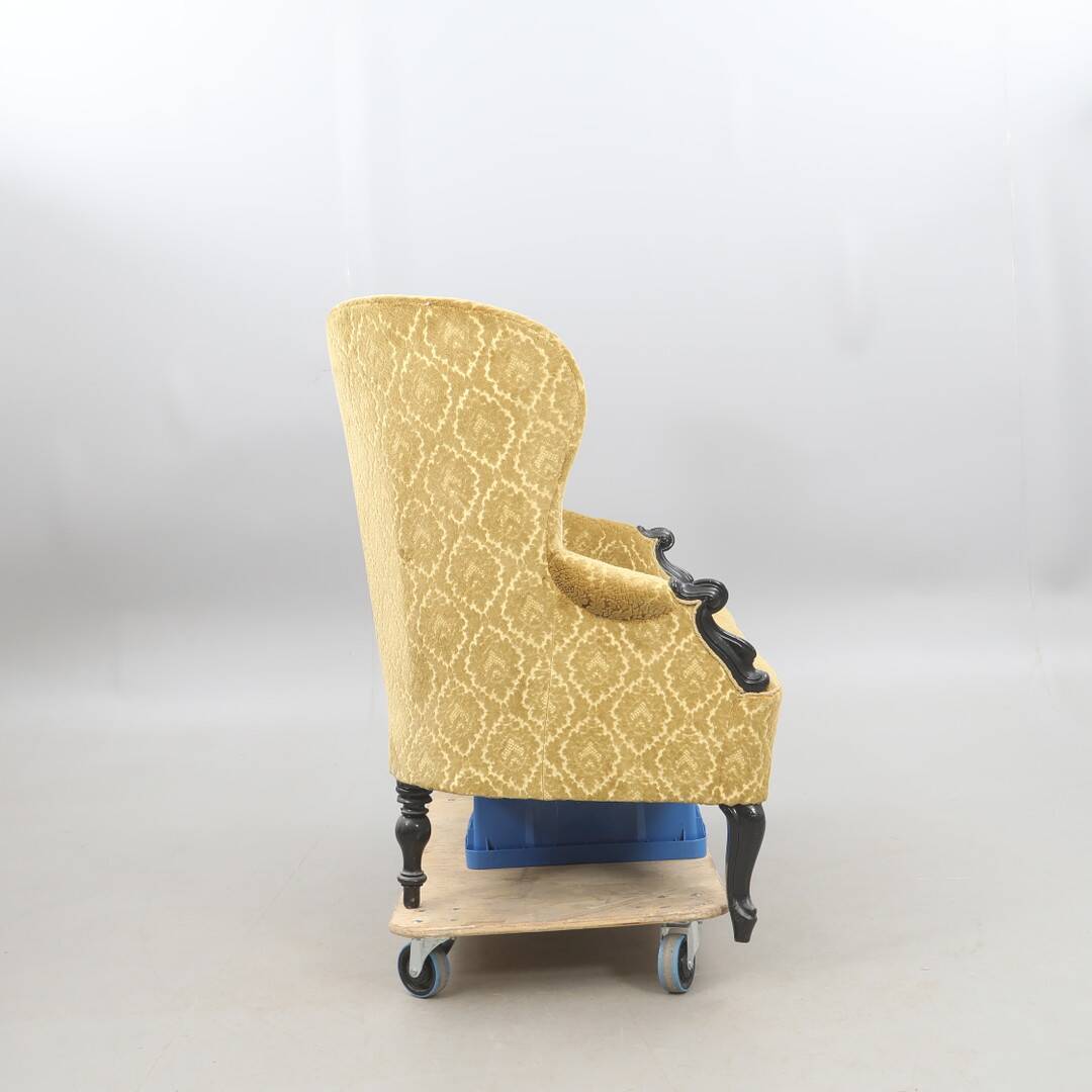 Vintage Rococo-Style Sofa — Elegant Curved Salon Silhouette — W 160 cm (63.
