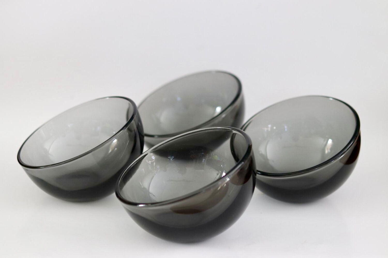 Smoked glass cups La Rochère