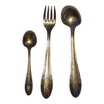 Silver metal cutlery set