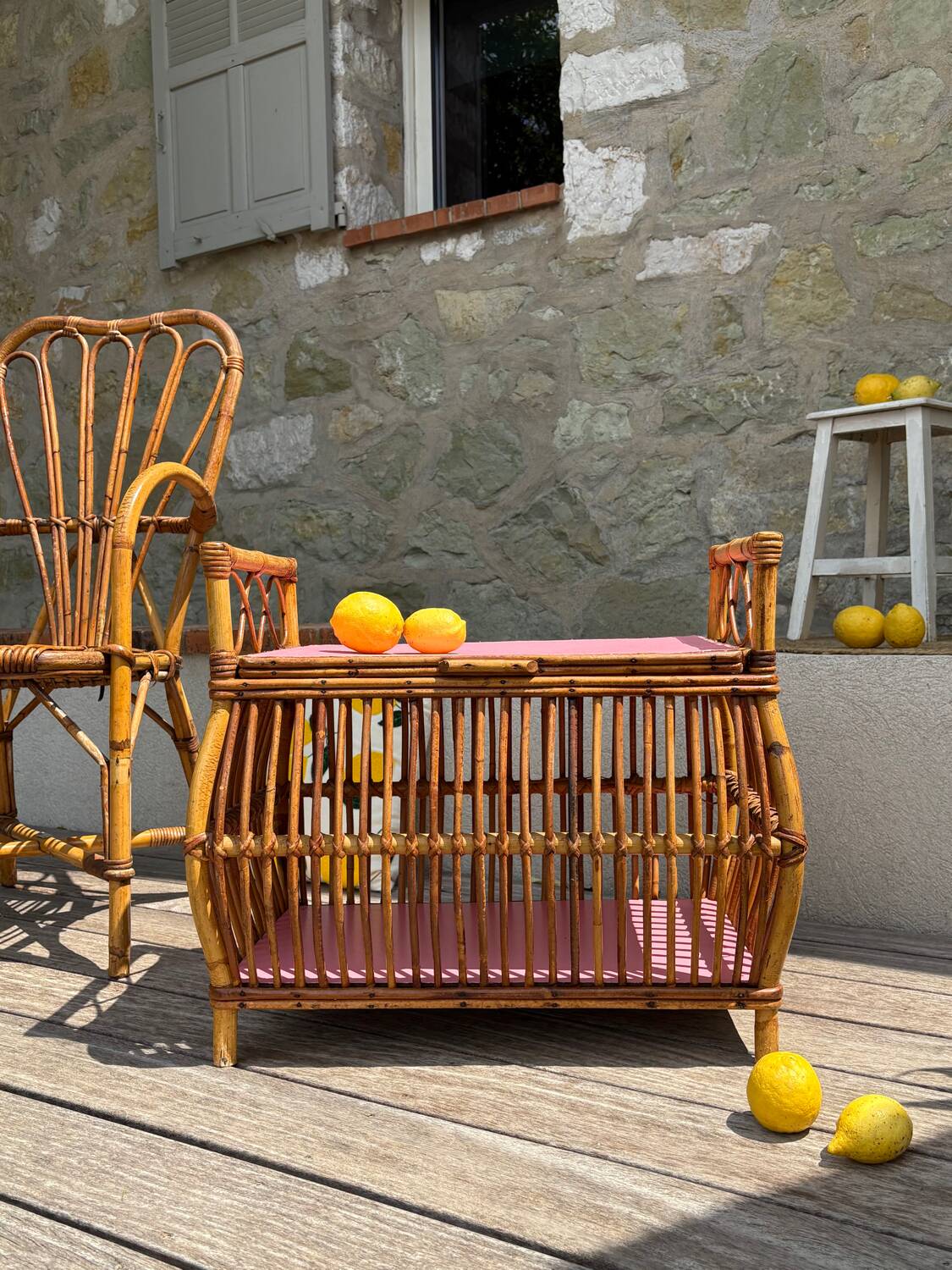 Coffre rotin vintage