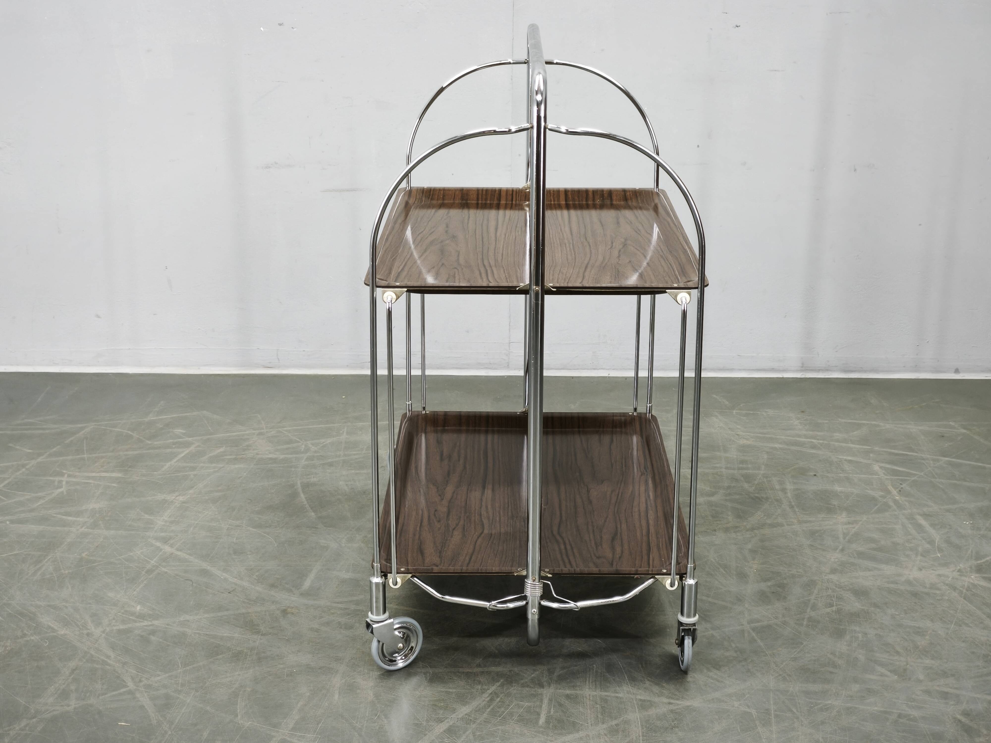 Chariot de service pliant en chrome allemand des années 1960
