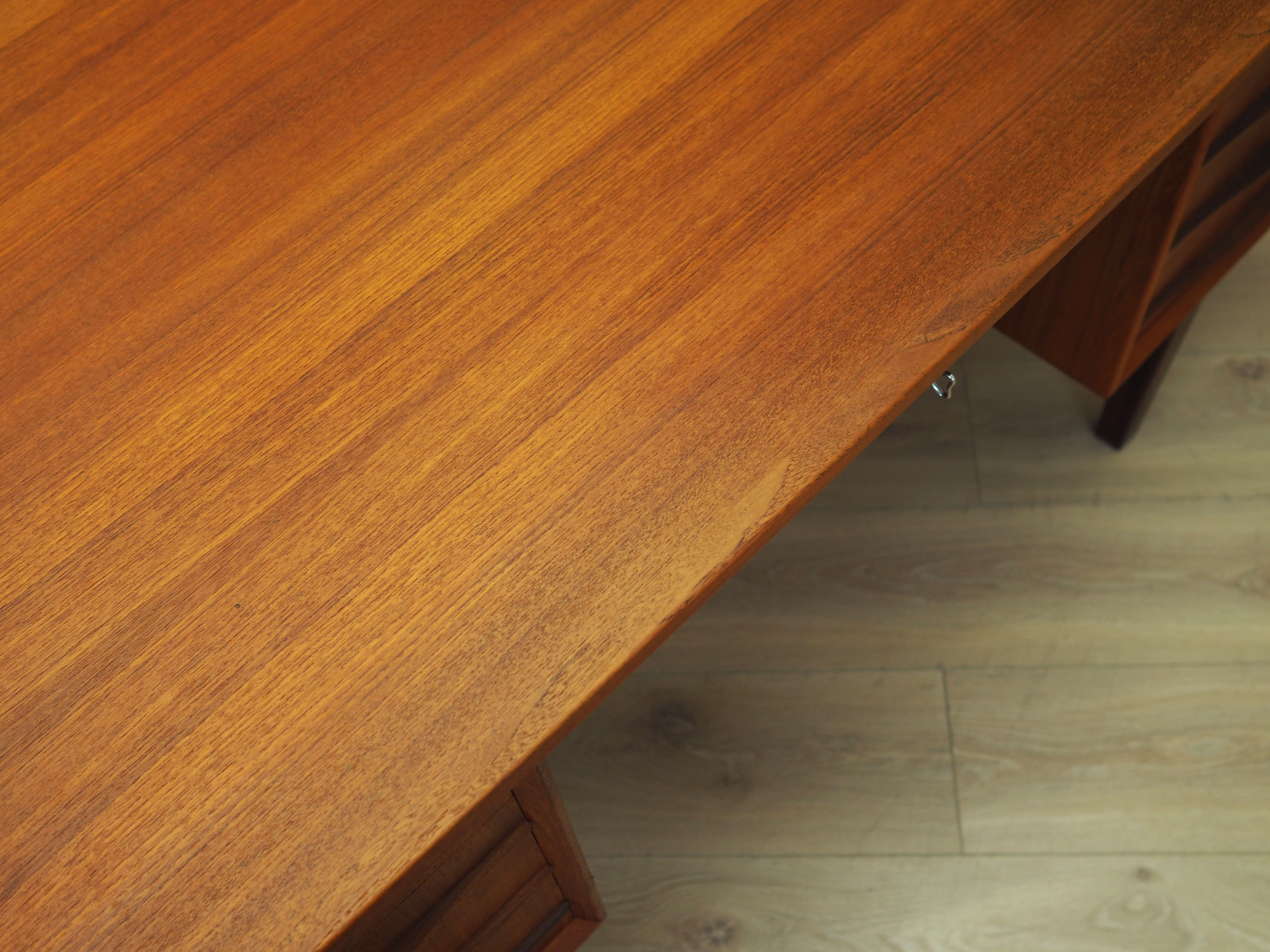 Teak desk, Danish design, 1970s, production: Denmark
