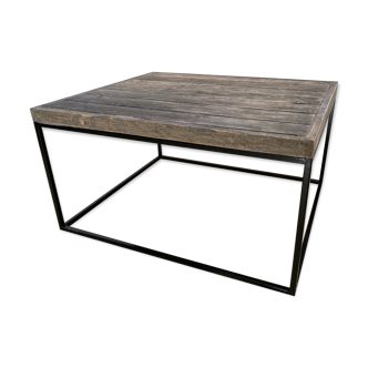 Table basse en bois brut