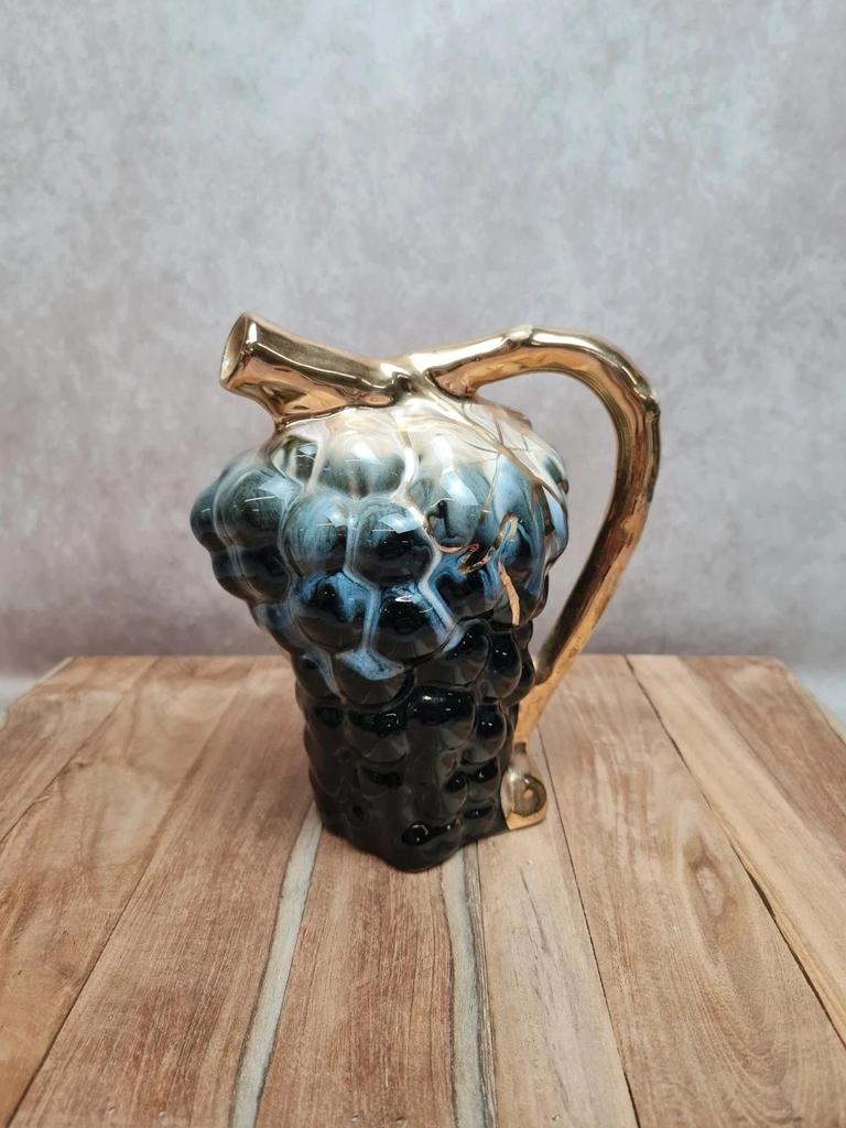 Vintage grape Alpho barbotine carafe