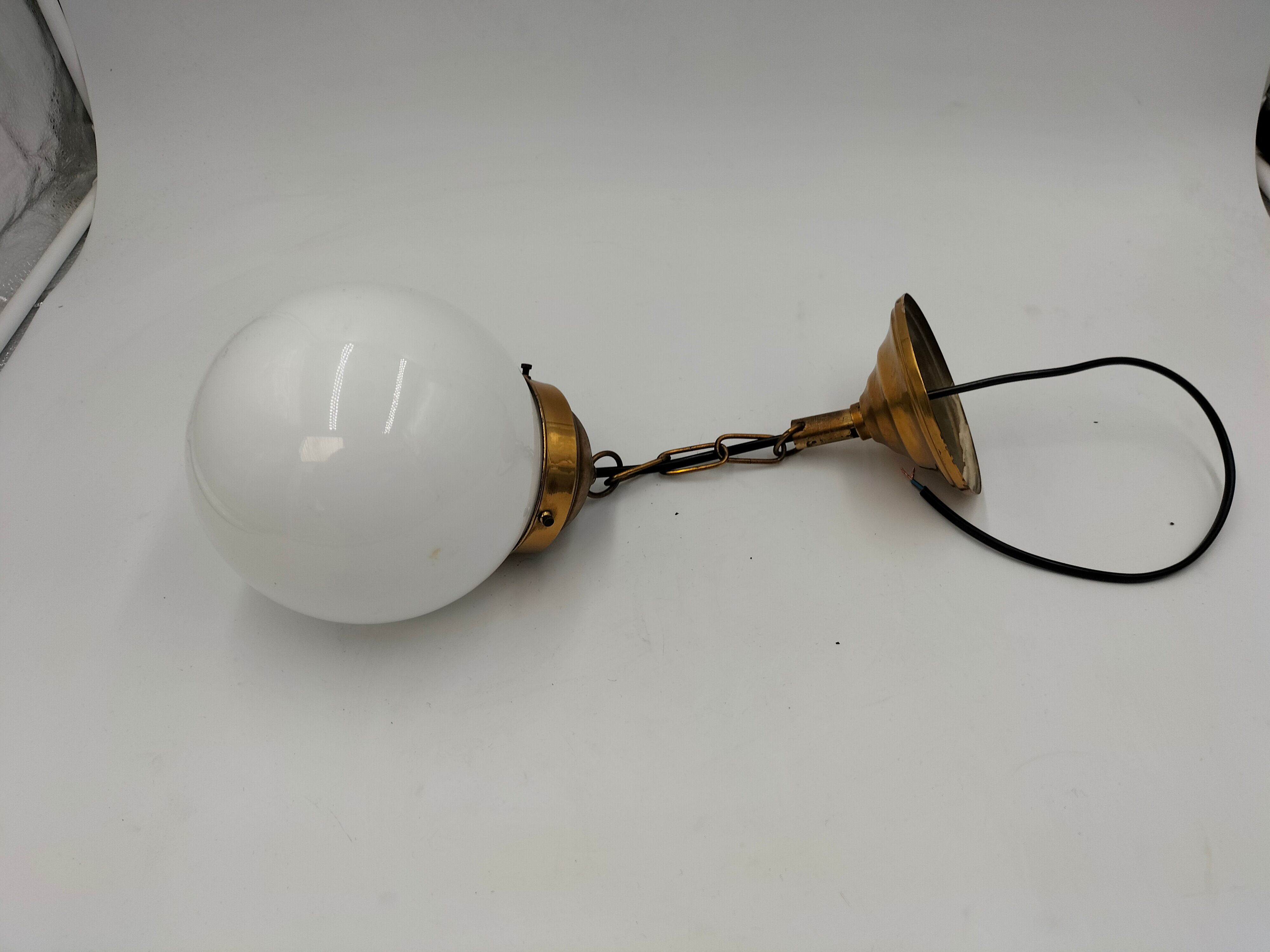 Opaline hanging lamp