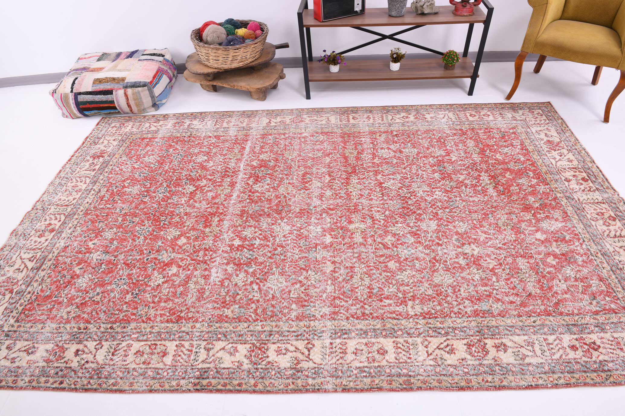 6x10 red classic floral vintage rug 314x197cm