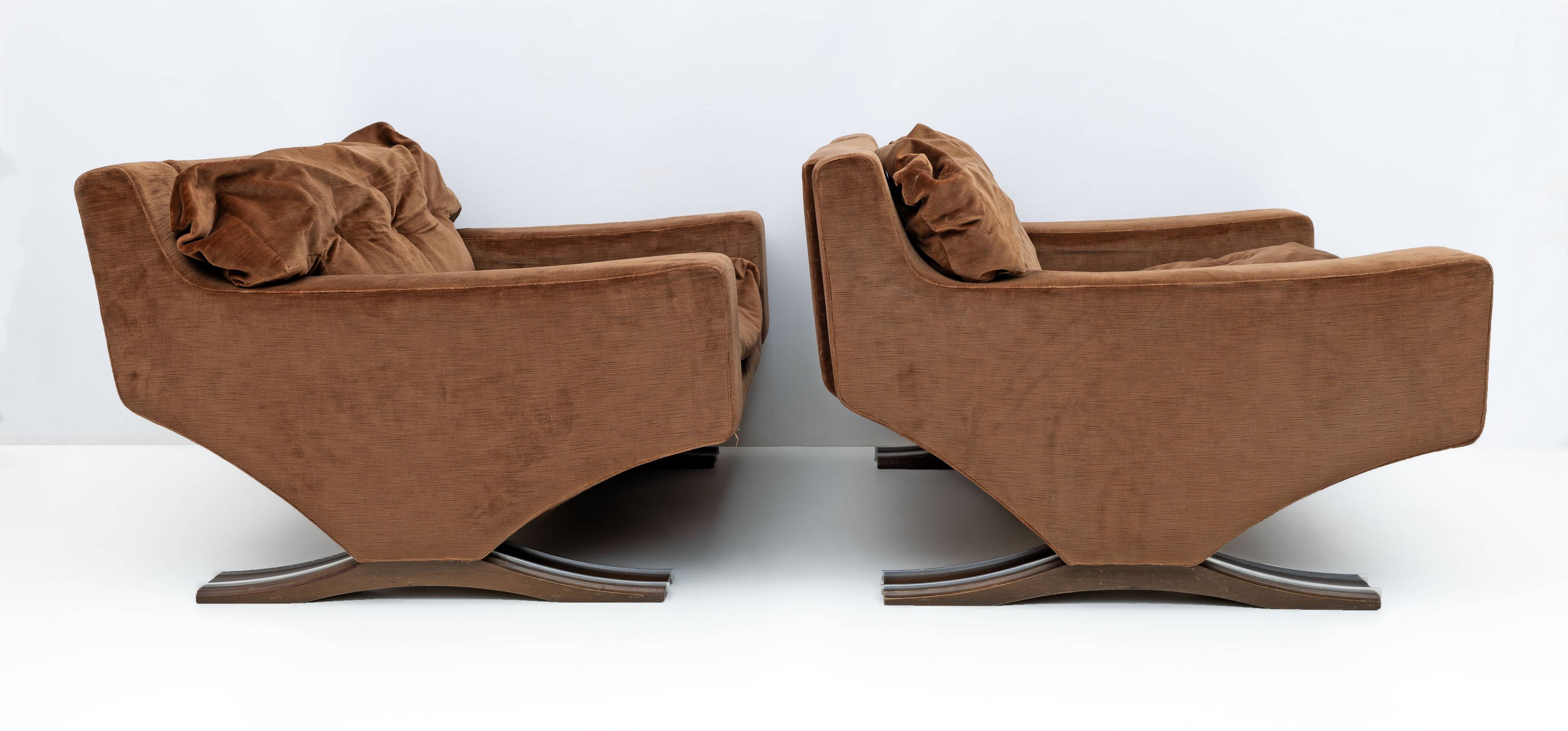 Pair of Mid-century Modern Italian Armchairs by Franz Sartori for Flexform