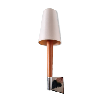 Magnificent Santa and Cole designer wall light or wall lamp in wood and metal with