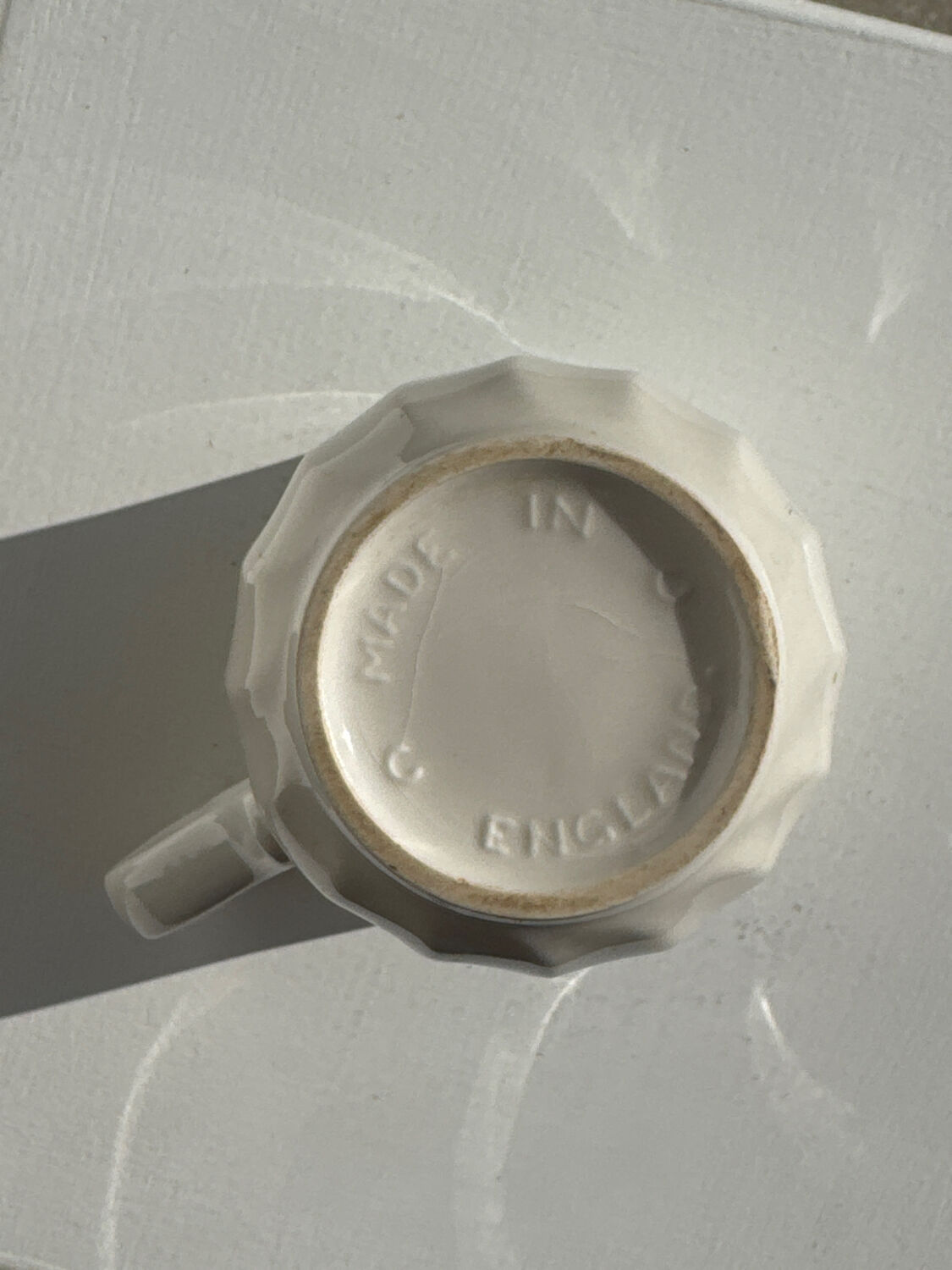 Pair of mugs in English porcelain H10