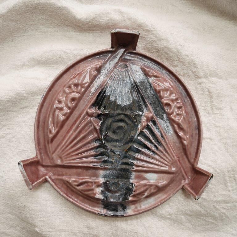 Purple cast iron underside