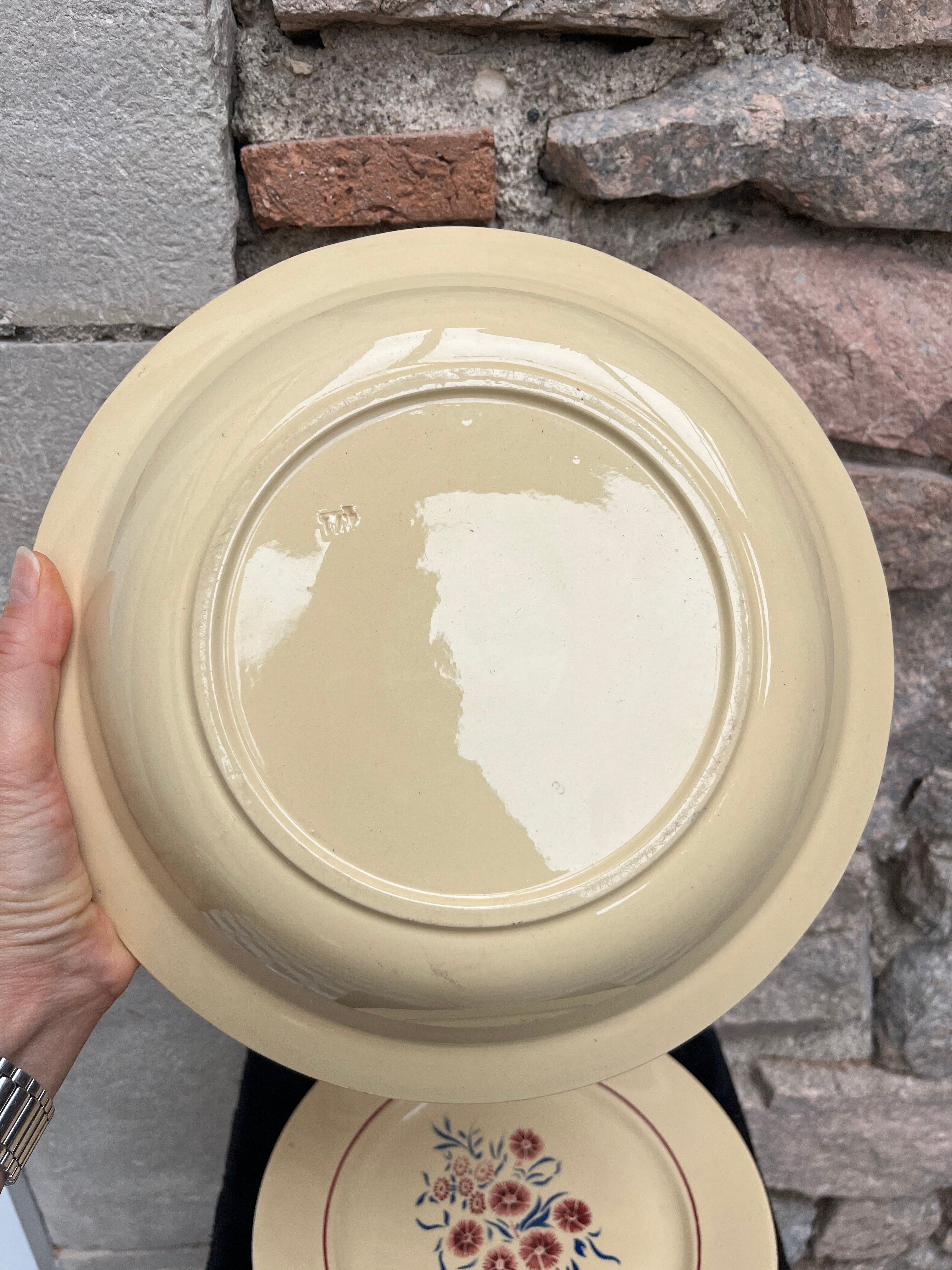 Set 12 assiettes plates « œillets » et plat Badonviller