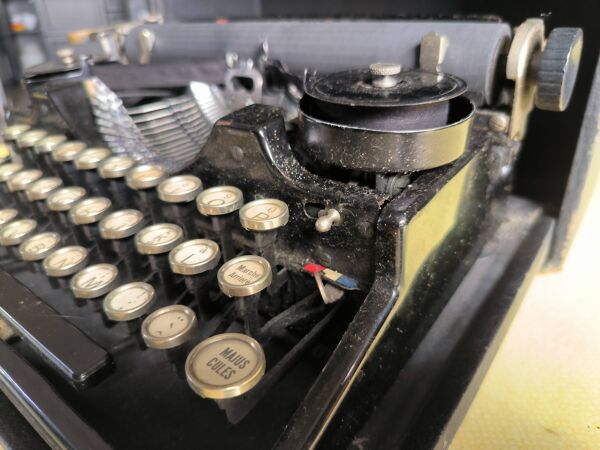 Machine à écrire ancienne Underwood standard portable typewriter usa 1915-1920