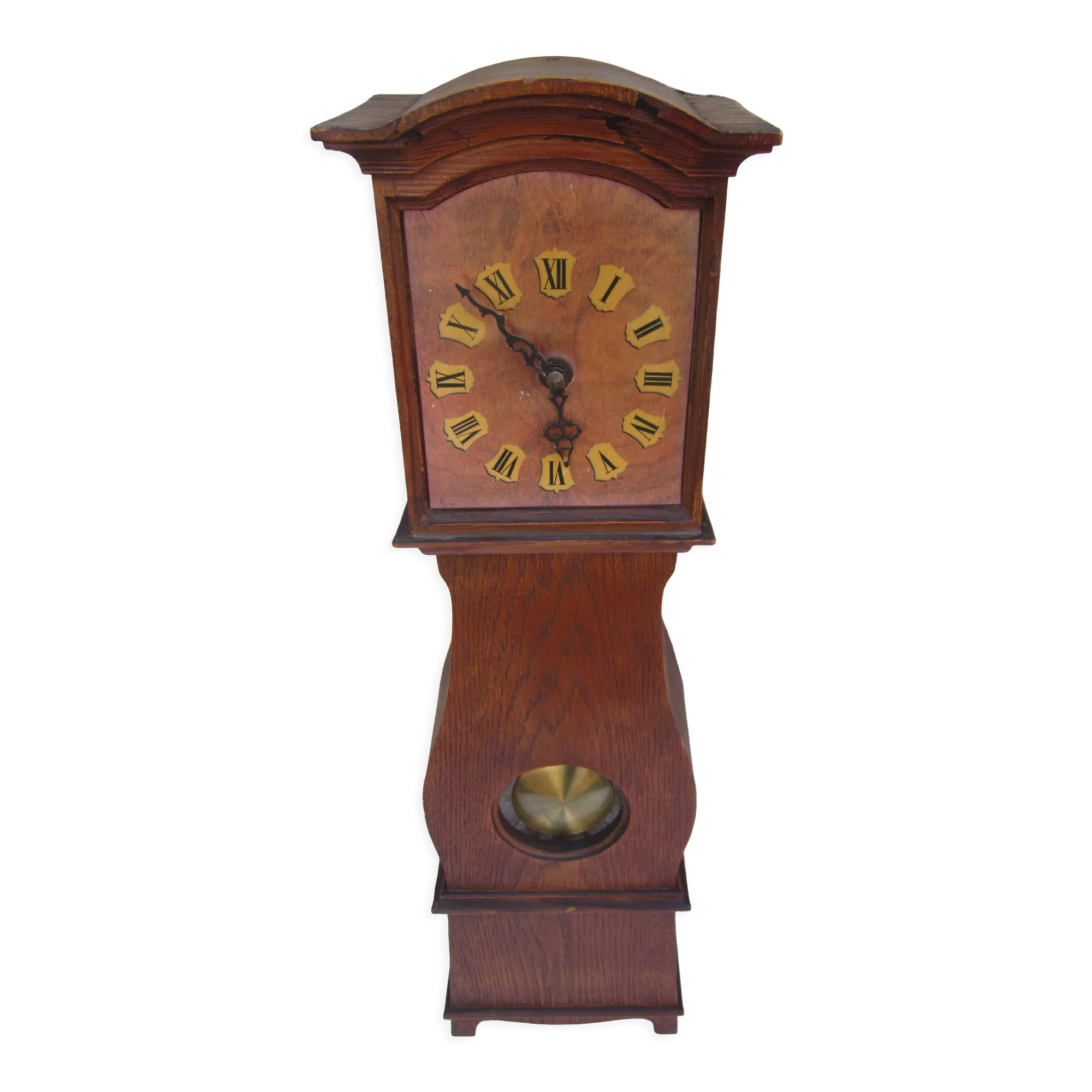 Wooden clock with balance wheel, battery operated