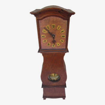 Wooden clock with balance wheel, battery operated