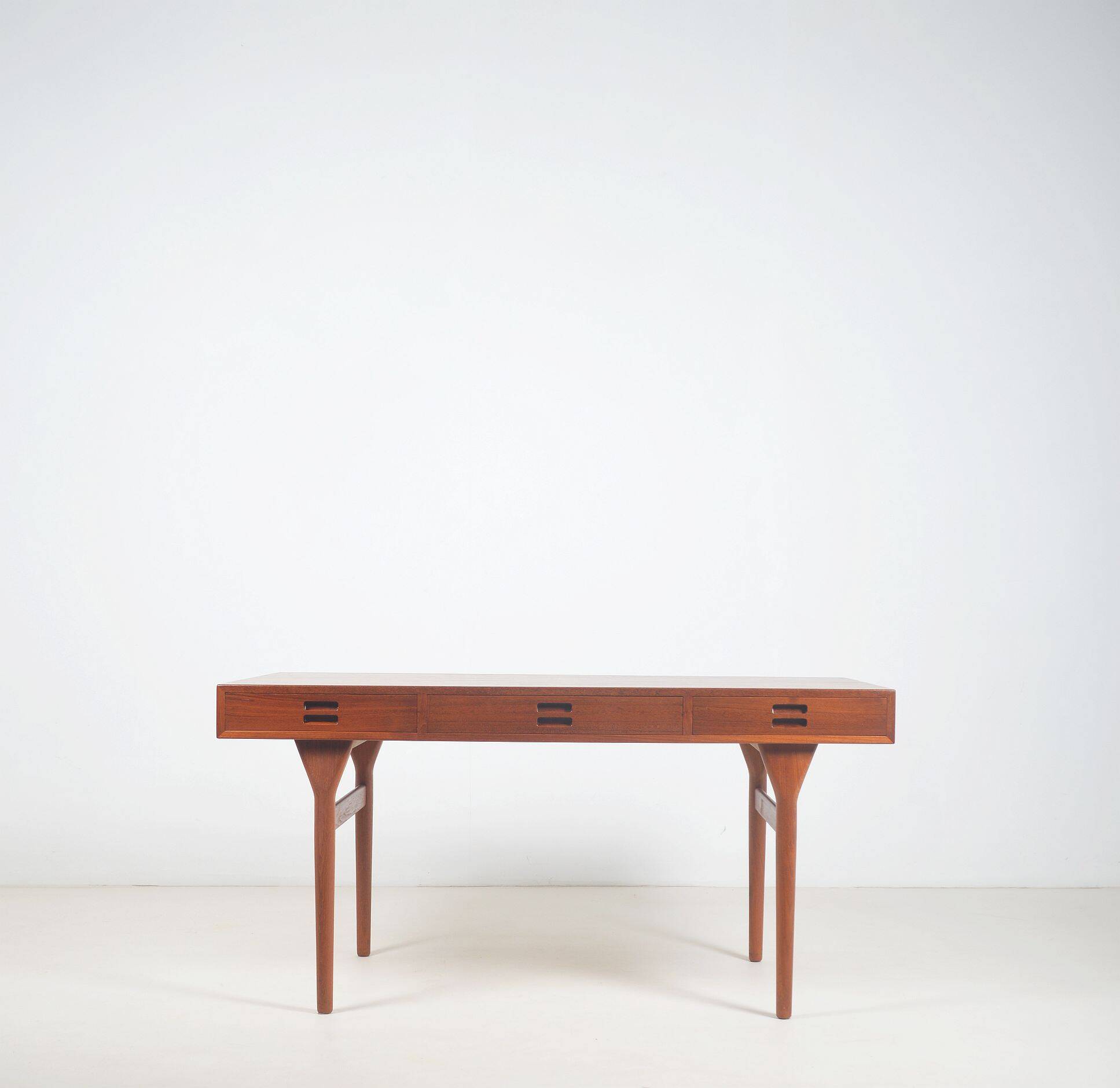 Bureau ND 93/3 par Nanna Ditzel pour Søren Willadsen, 1960