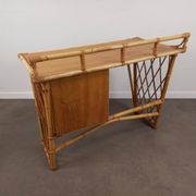 Bureau et sa chaise en rotin