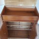 Shoe cabinet